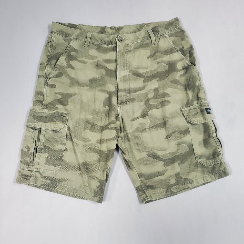 Wrangler Hero Y2K Mens Camo Cargo Shorts Size 36